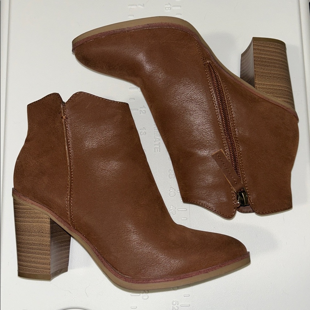 MIA Brown Boots, Size 7